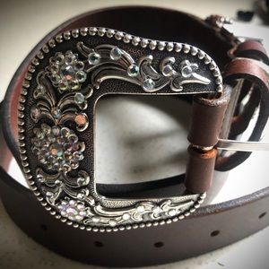 Leatherock  women’s belt. Sz M